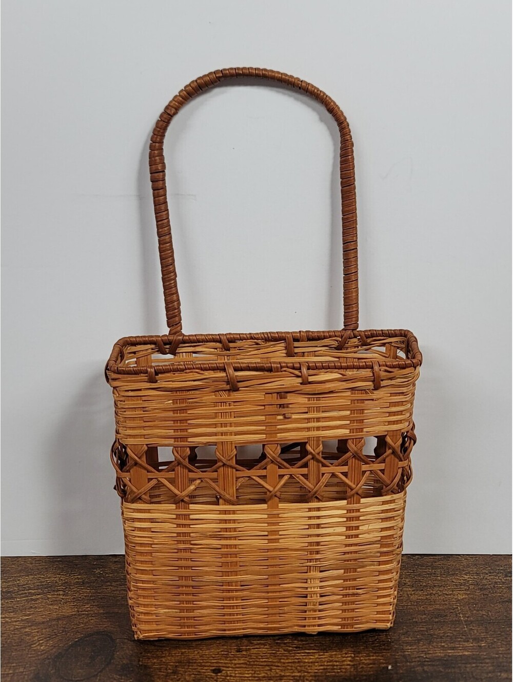 Vtg Hanging Wicker Rattan Basket Wall Pocket Door Hanger Boho Decor Primitive
